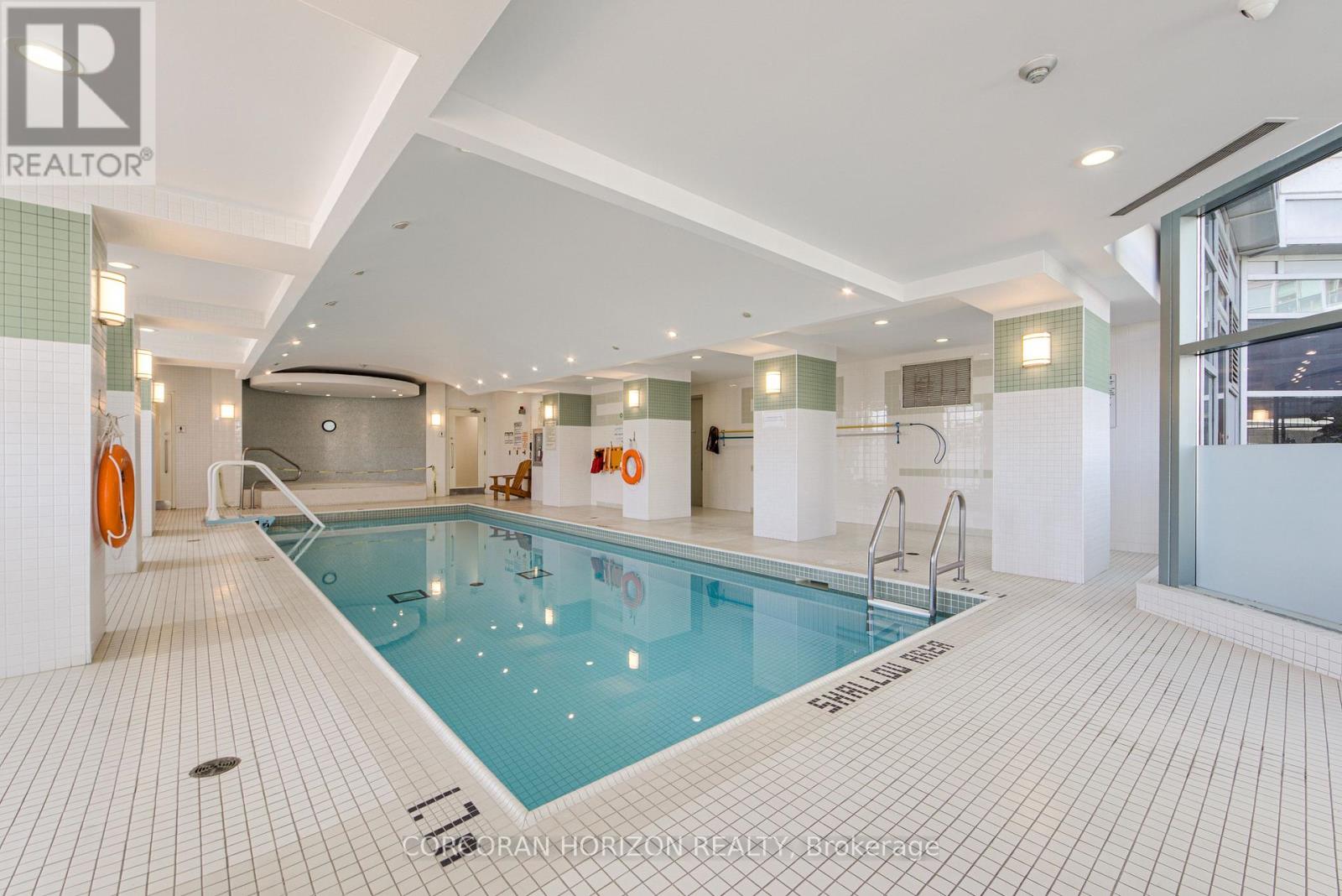 2009 - 228 Queens Quay W, Toronto, Ontario  M5J 2X1 - Photo 28 - C13035740