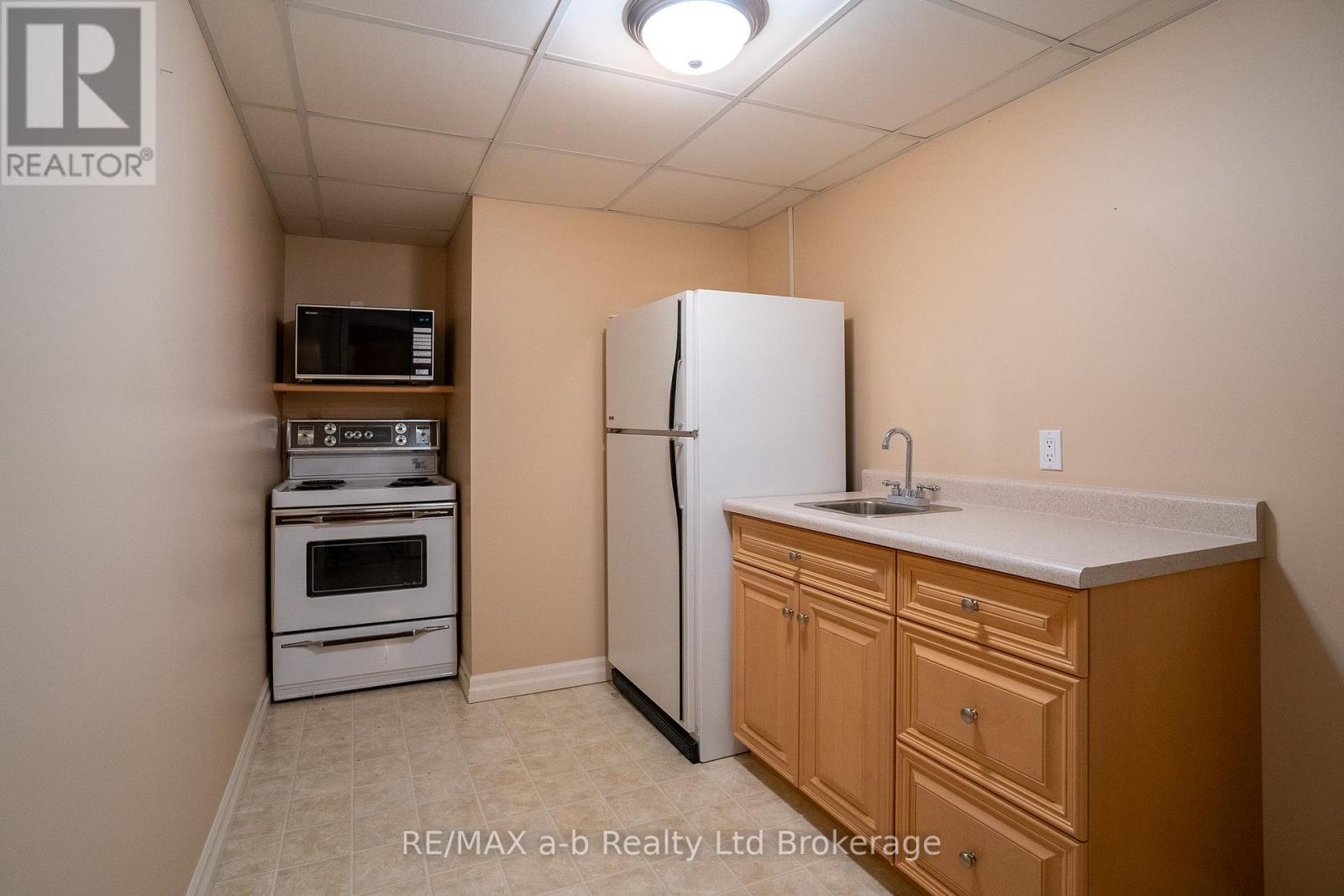 15 Otterview Drive, Norwich, Ontario  N0J 1R0 - Photo 28 - X12870016