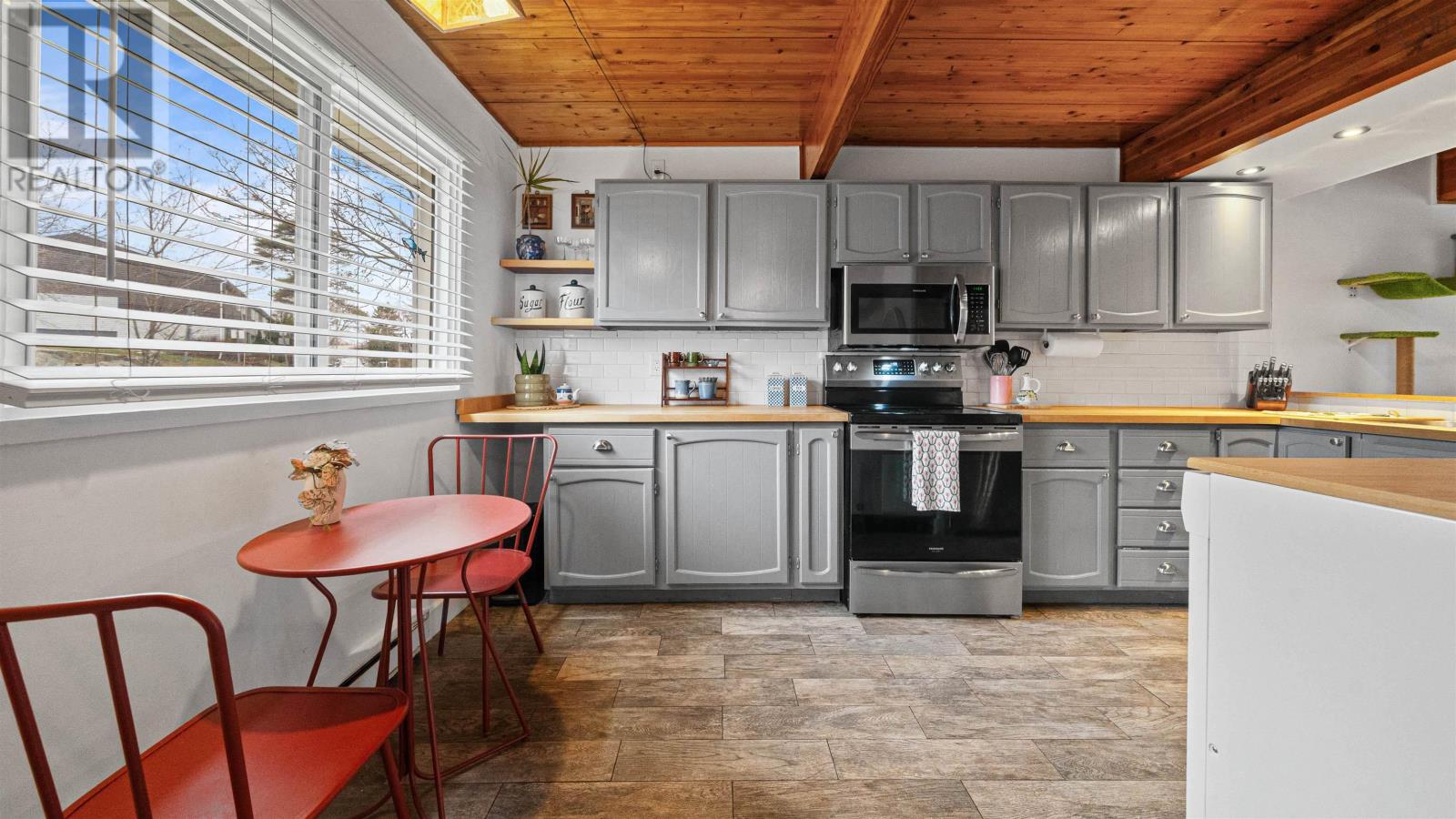 107 Cavendish Road, Halifax, Nova Scotia  B3P 2J6 - Photo 7 - 202608376