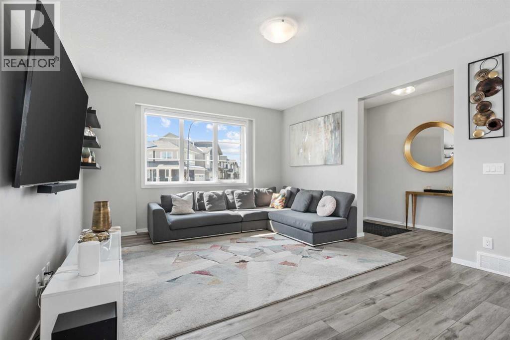 171 Carringham Road NW, Calgary, Alberta  T3P 1V3 - Photo 6 - A2300670