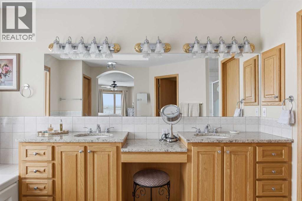 266 Country Lane Drive, Rural Rocky View County, Alberta  T3Z 1J4 - Photo 19 - A2302168