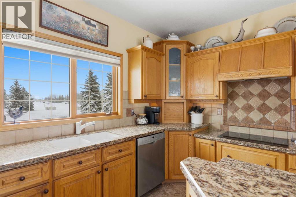 266 Country Lane Drive, Rural Rocky View County, Alberta  T3Z 1J4 - Photo 10 - A2302168