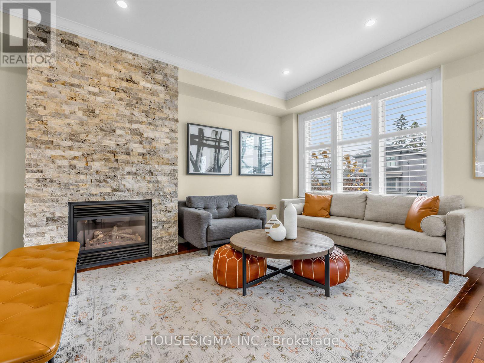 23 Tiago Avenue, Toronto, Ontario  M4B 1Z9 - Photo 8 - E13035656