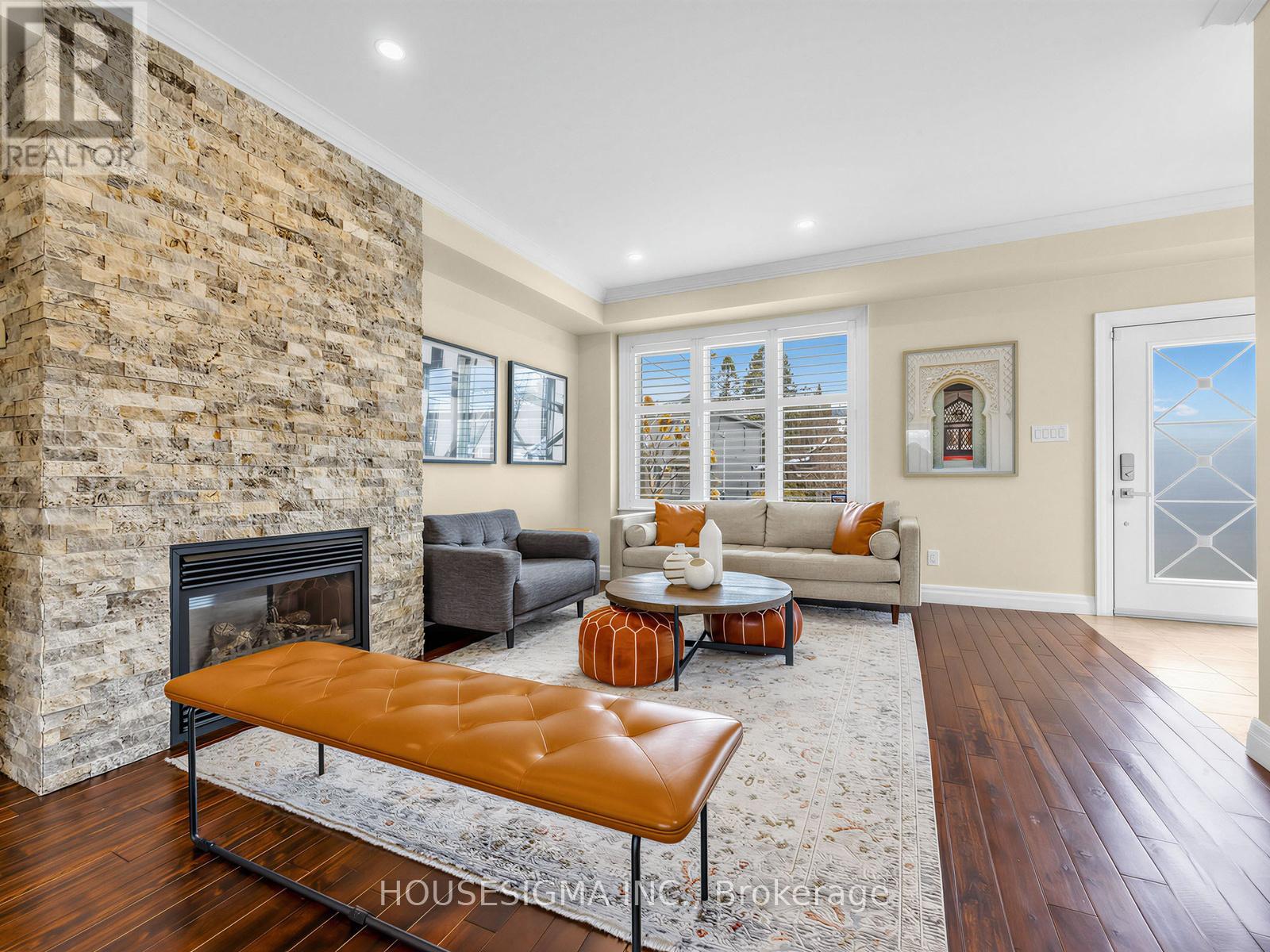 23 Tiago Avenue, Toronto, Ontario  M4B 1Z9 - Photo 9 - E13035656