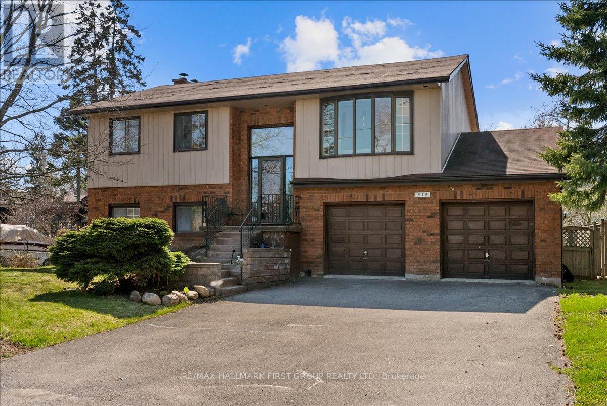 612 Westshore Boulevard, Pickering, Ontario  L1W 2T8 - Photo 2 - E13035910