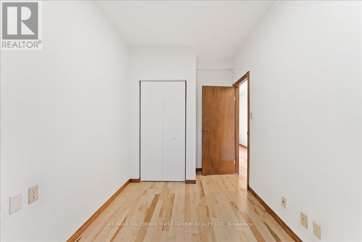 612 Westshore Boulevard, Pickering, Ontario  L1W 2T8 - Photo 33 - E13035910