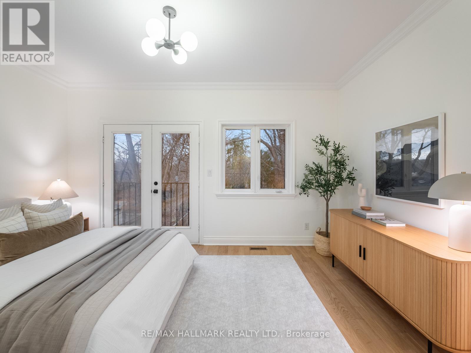 26 Eastmount Avenue, Toronto, Ontario  M4K 1V1 - Photo 24 - E13035970