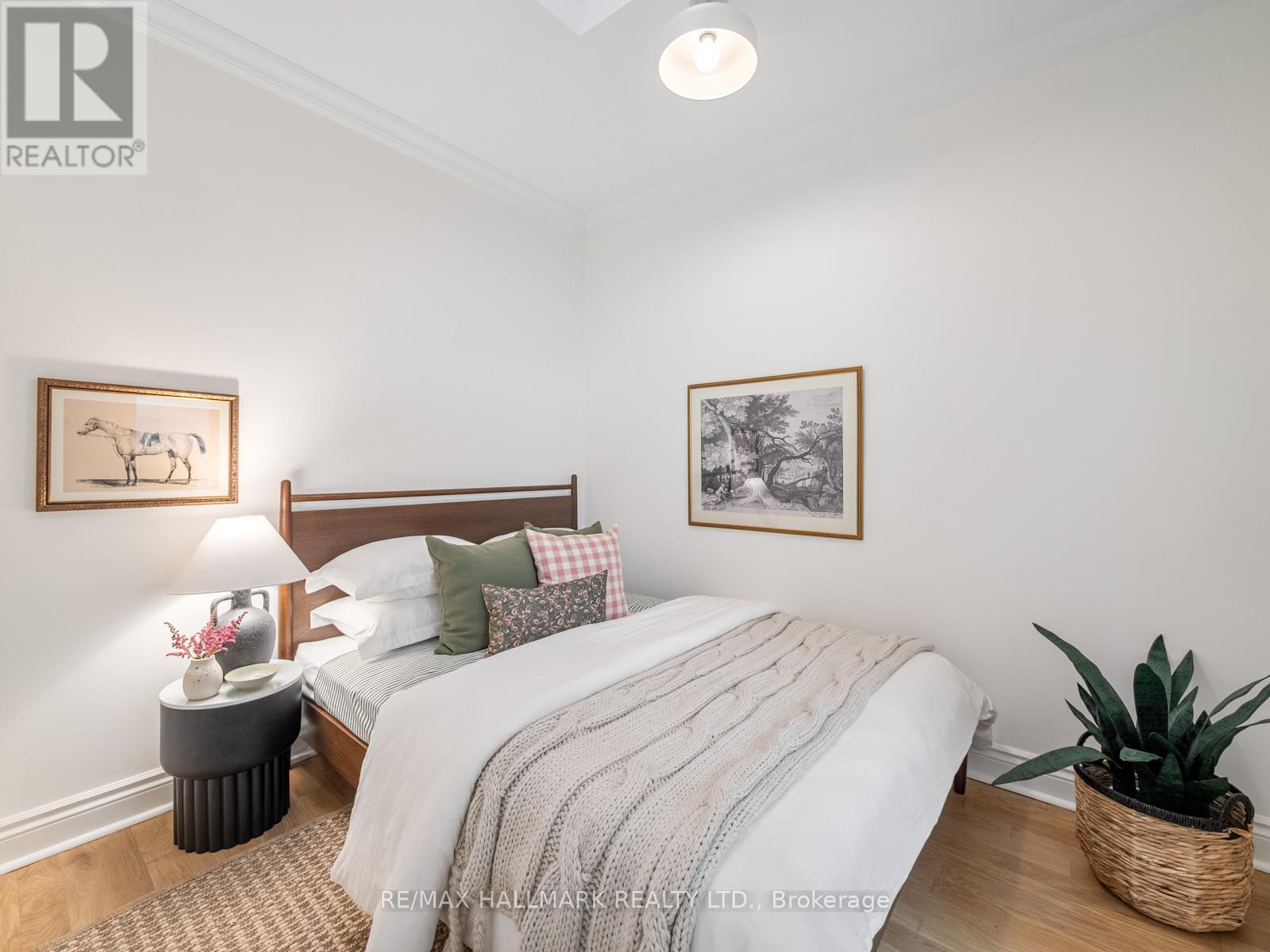 26 Eastmount Avenue, Toronto, Ontario  M4K 1V1 - Photo 33 - E13035970