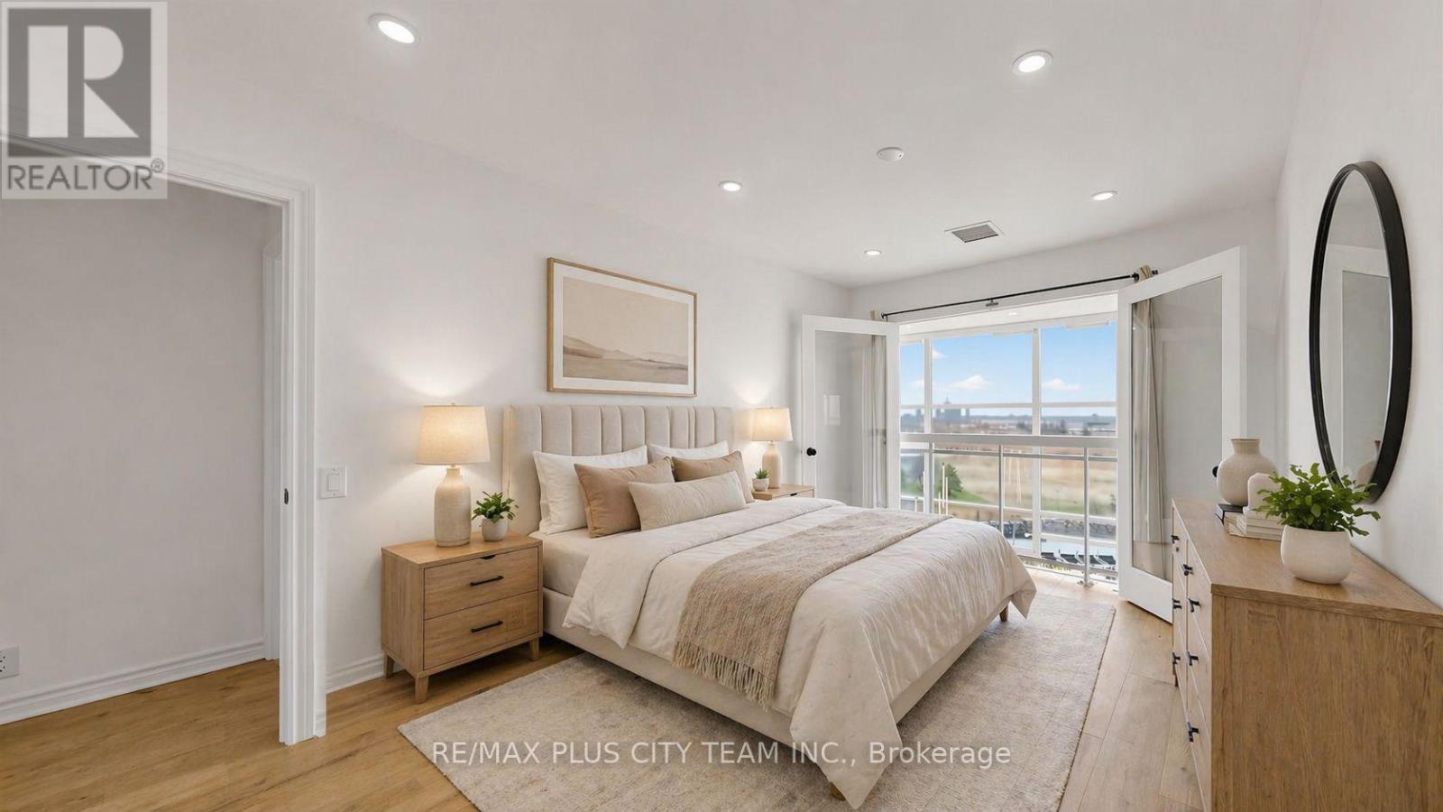 812 - 1720 Eglinton Avenue E, Toronto, Ontario  M4A 2X8 - Photo 17 - C13026484