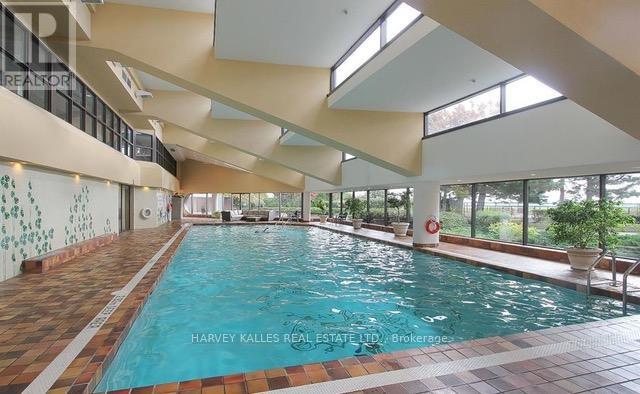 2214 - 55 Harbour Street, Toronto, Ontario  M5J 2L1 - Photo 19 - C13035800