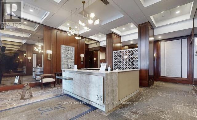 2214 - 55 Harbour Street, Toronto, Ontario  M5J 2L1 - Photo 2 - C13035800