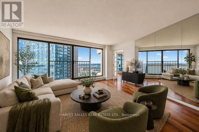 2214 - 55 Harbour Street, Toronto, Ontario  M5J 2L1 - Photo 5 - C13035800