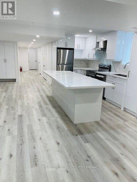 96 Trammel Drive W, Vaughan, Ontario  L4H 0W3 - Photo 2 - N13035074