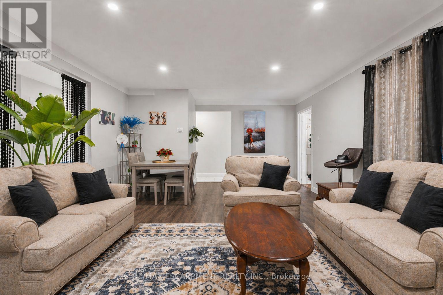 557 Lake Street, St. Catharines, Ontario  L2N 4J1 - Photo 9 - X12617058