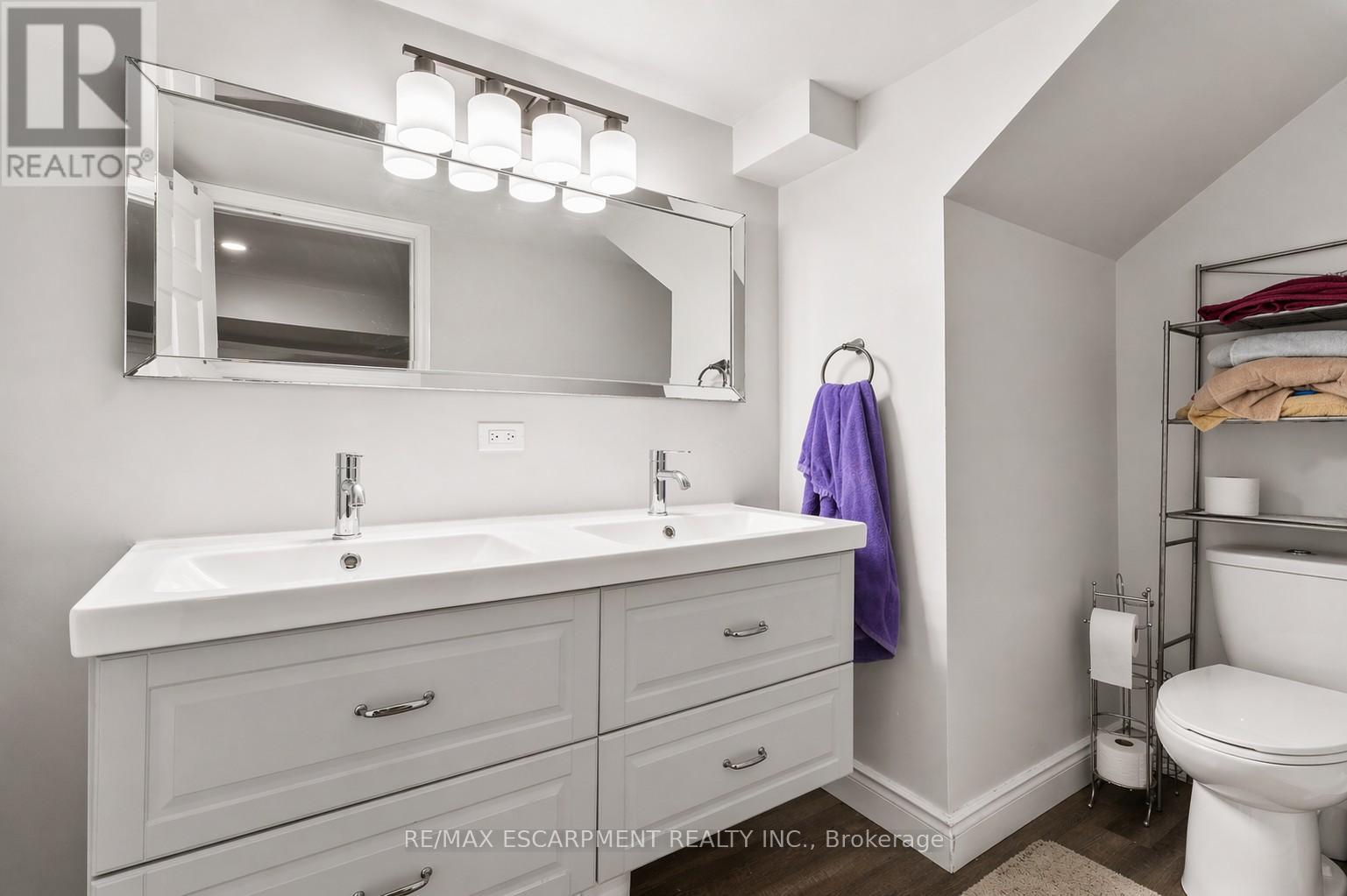 557 Lake Street, St. Catharines, Ontario  L2N 4J1 - Photo 23 - X12617058