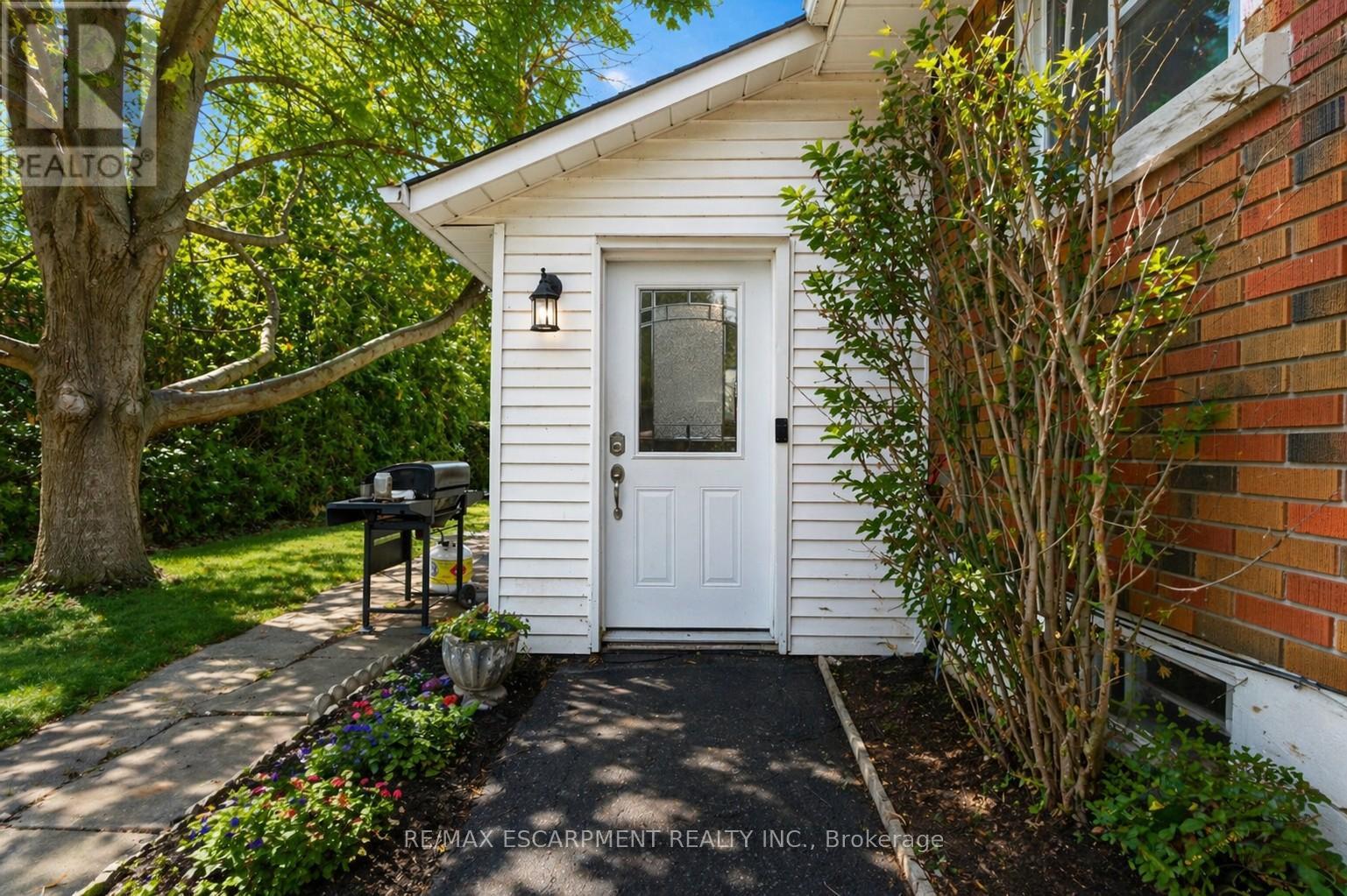 557 Lake Street, St. Catharines, Ontario  L2N 4J1 - Photo 16 - X12617058