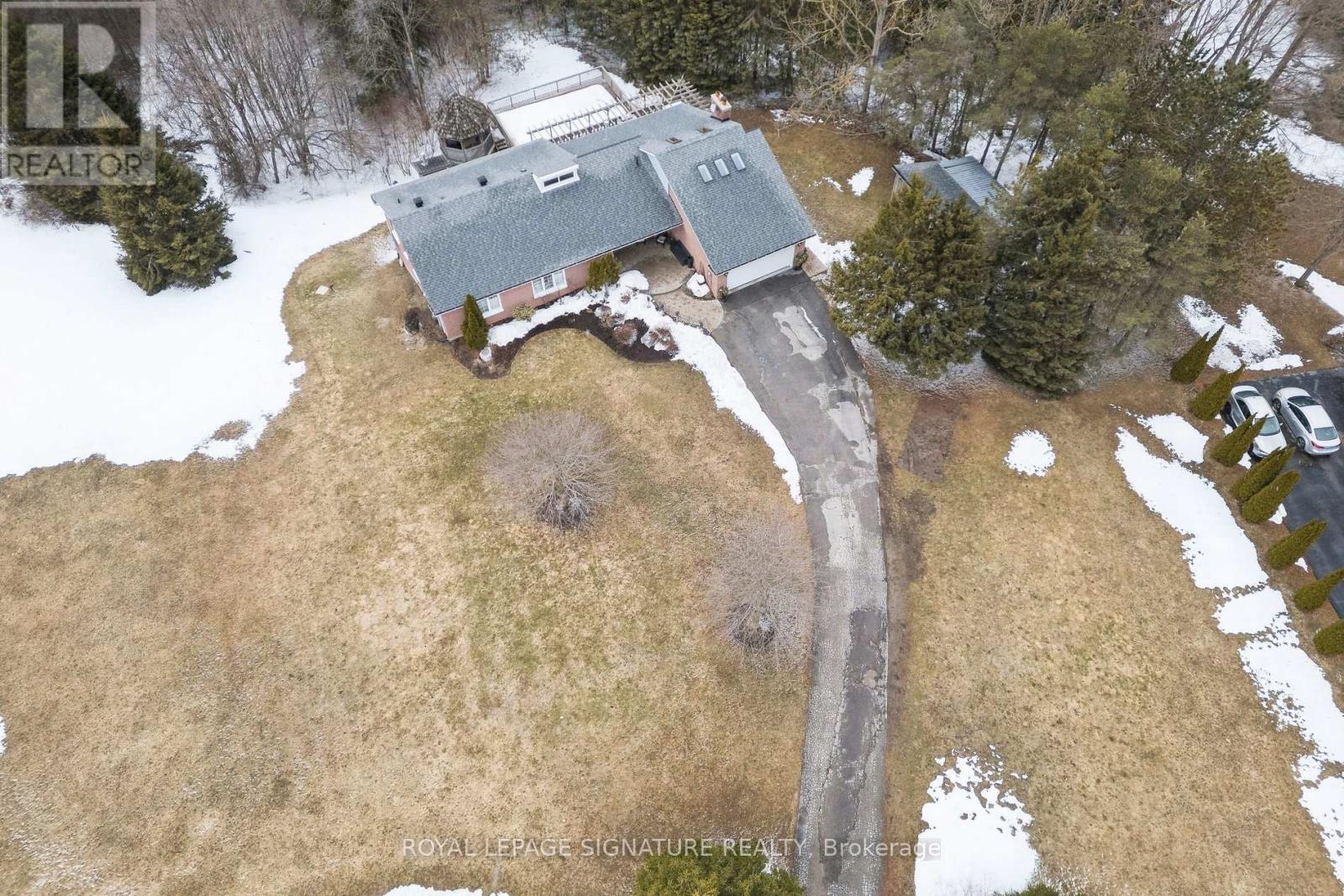 16 Hilltop Crescent, East Garafraxa, Ontario  L9W 6B8 - Photo 45 - X13032776