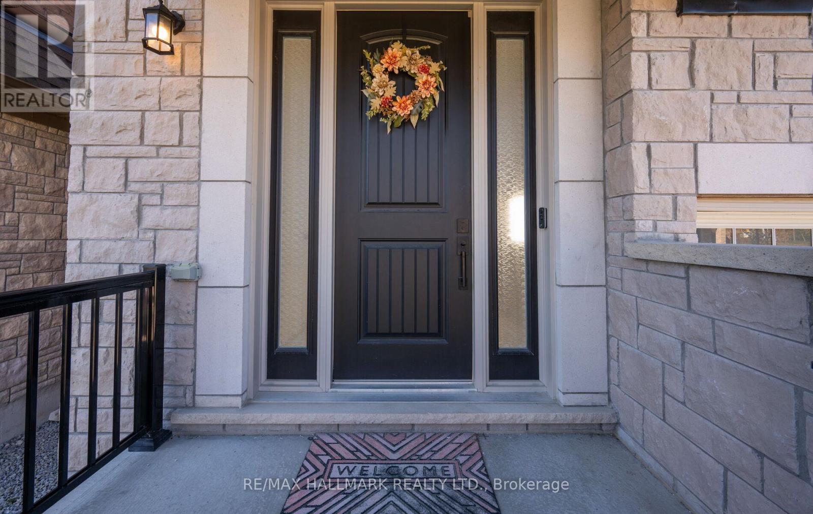 155 Stevenson Crescent, Bradford West Gwillimbury (Bradford), Ontario  L3Z 4M1 - Photo 3 - N13035756