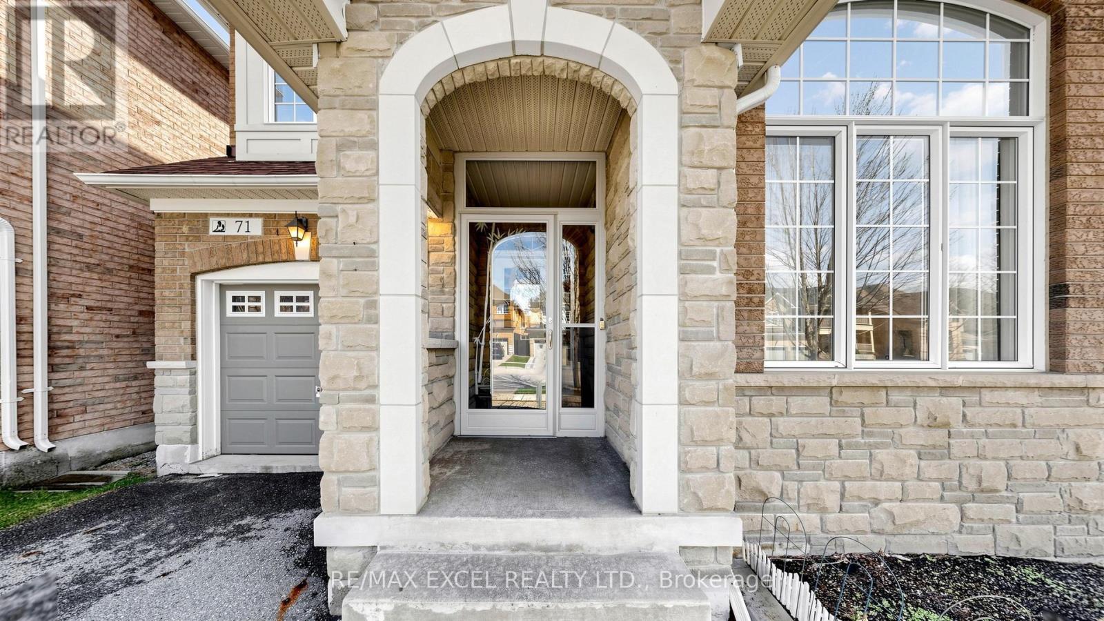 71 Stony Hill Boulevard, Markham (Victoria Manor-Jennings Gate), Ontario  L6C 3H6 - Photo 4 - N13035766
