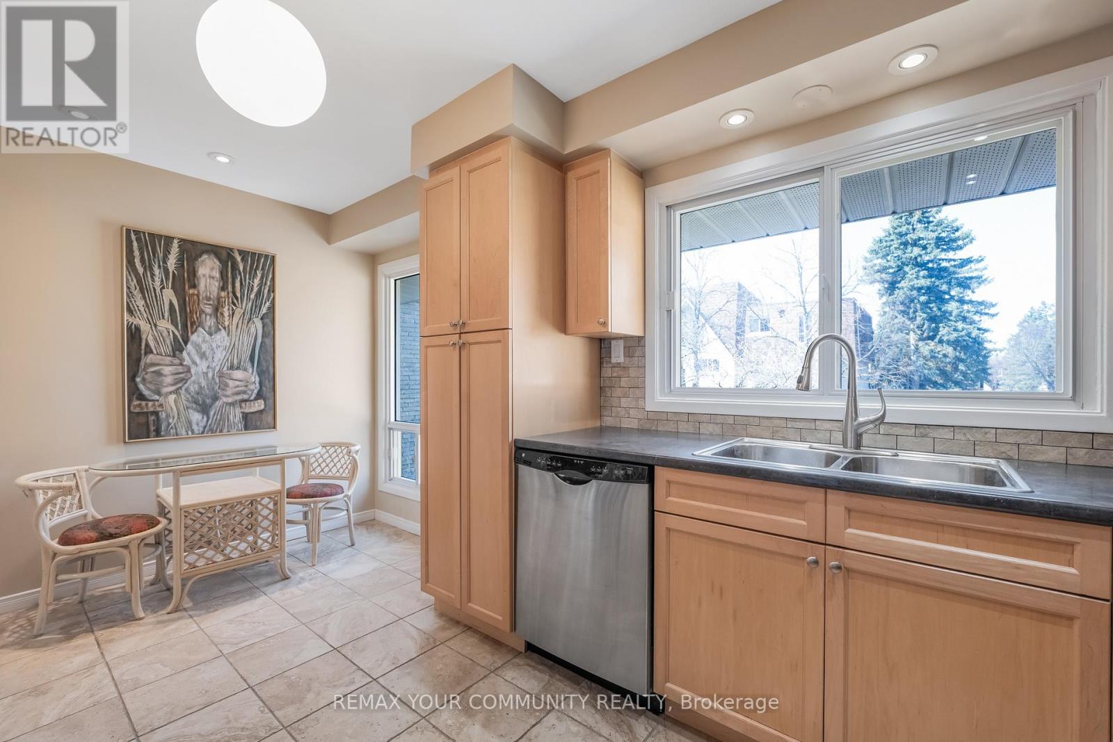 60 - 97 Poplar Crescent, Aurora, Ontario  L4G 3M4 - Photo 15 - N13035850