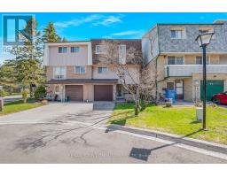 60 - 97 POPLAR CRESCENT, Aurora, Ontario