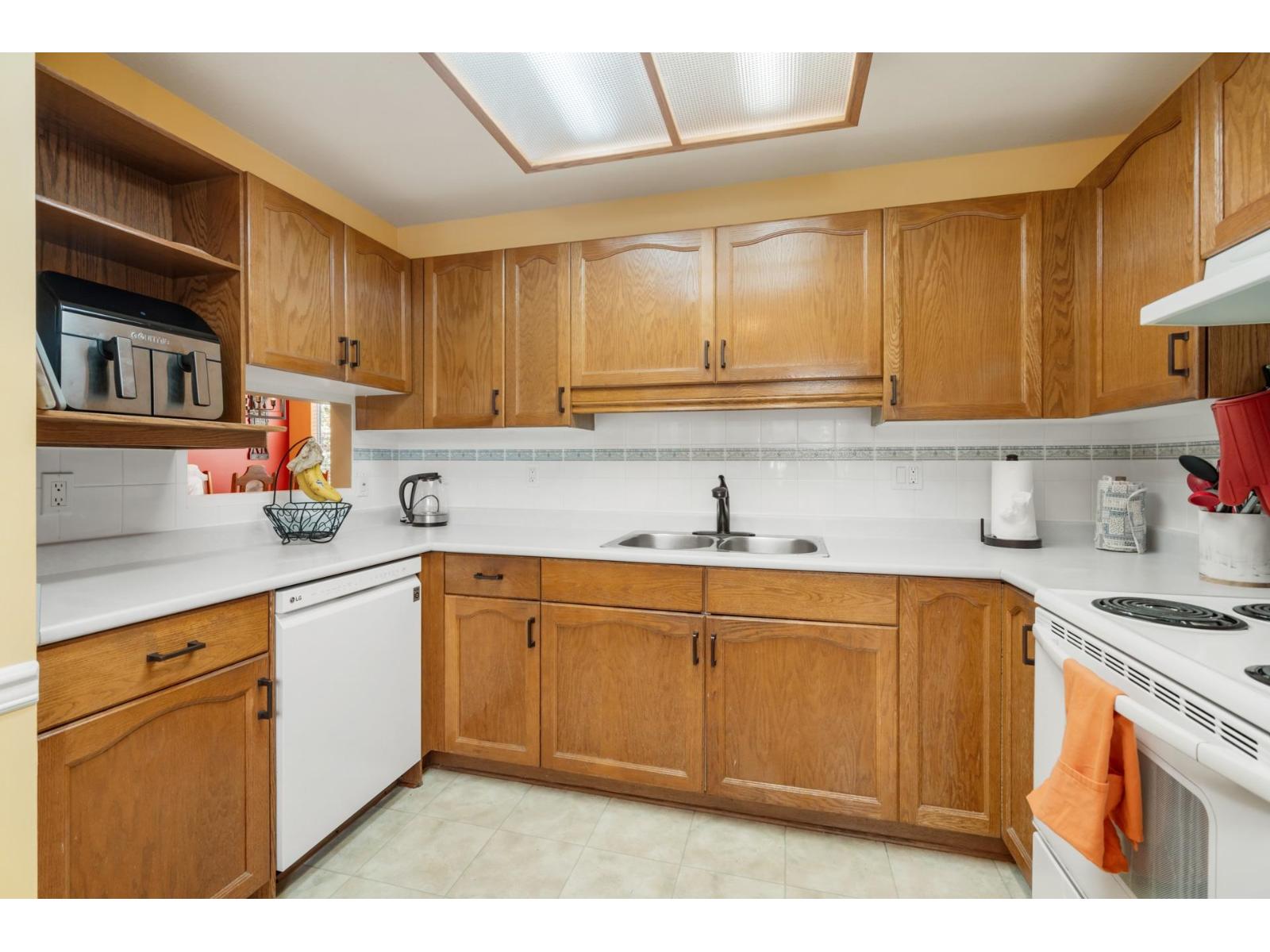 30 6140 192 Street, Surrey, British Columbia  V3S 7V7 - Photo 12 - R3115034