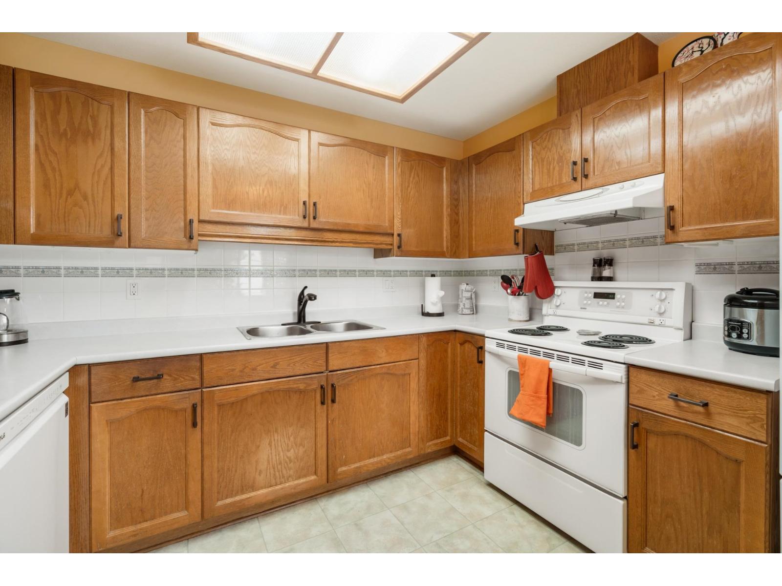 30 6140 192 Street, Surrey, British Columbia  V3S 7V7 - Photo 13 - R3115034