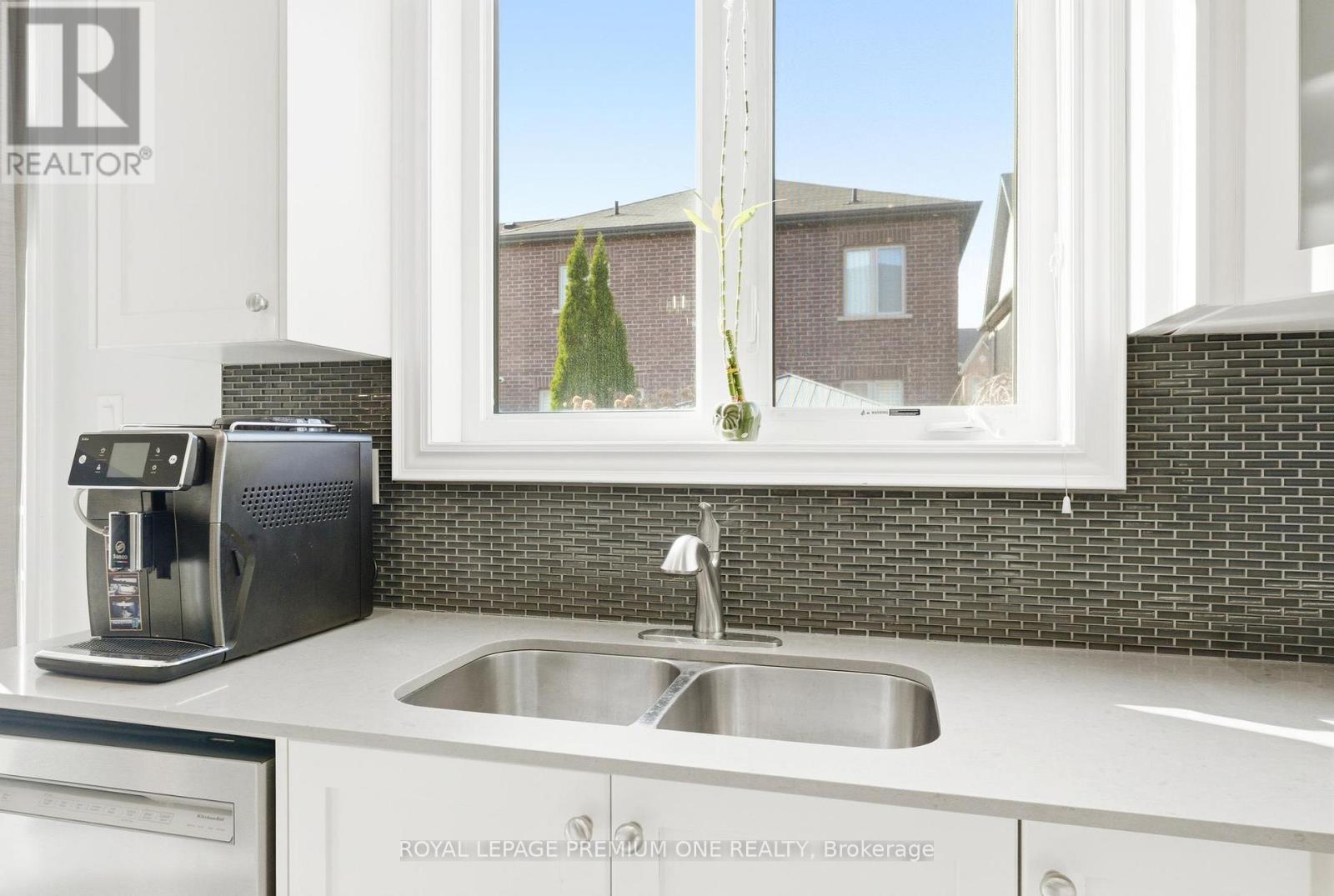 91 Card Lumber Crescent, Vaughan, Ontario  L4H 3Z1 - Photo 17 - N13035982