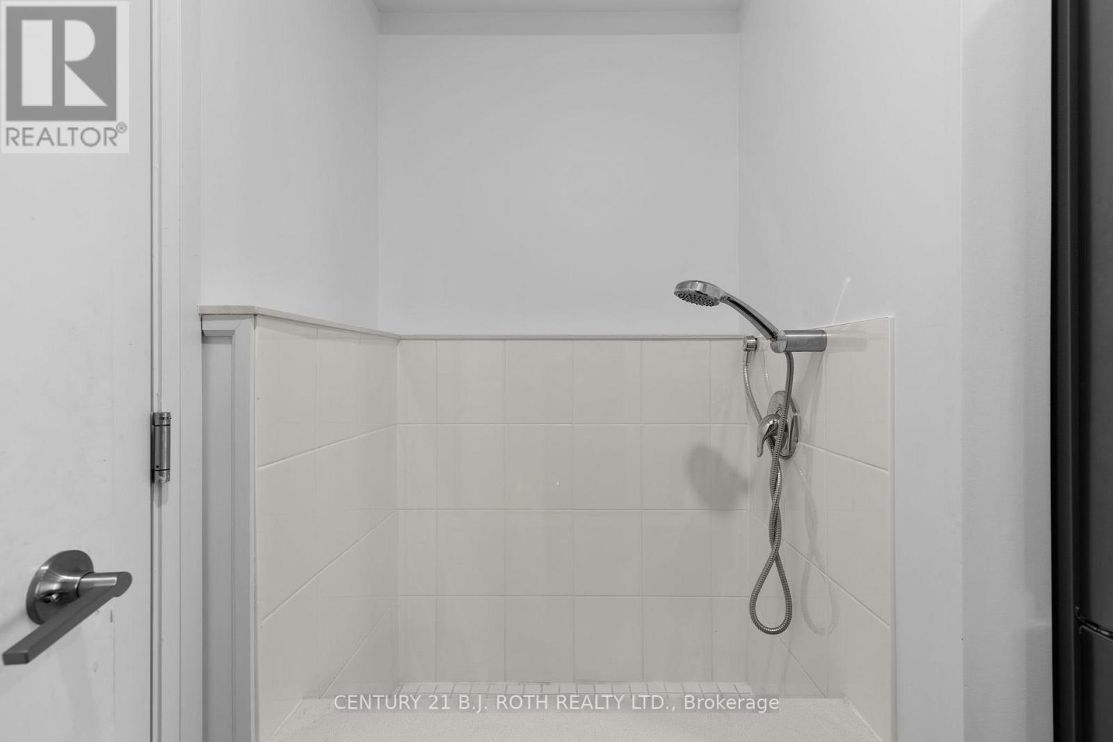 33 Brown Bear Street, Barrie, Ontario  L9J 0H7 - Photo 11 - S13035648