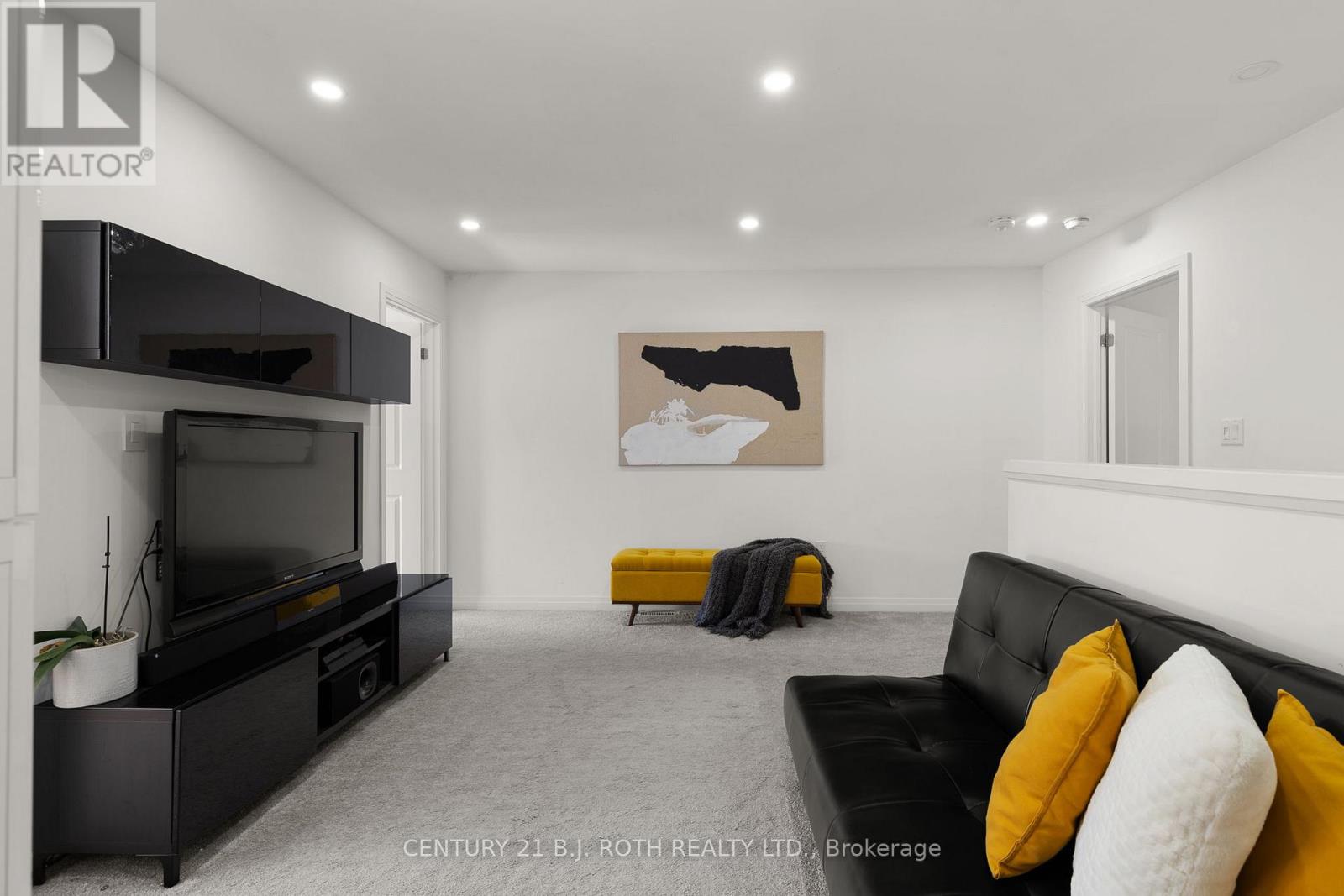 33 Brown Bear Street, Barrie, Ontario  L9J 0H7 - Photo 15 - S13035648