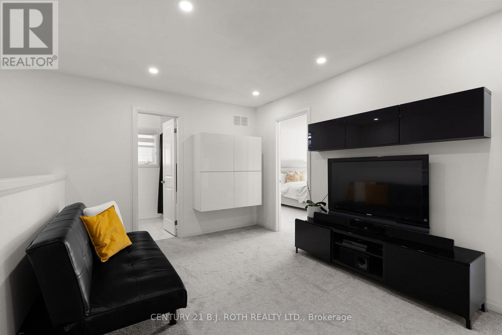 33 Brown Bear Street, Barrie, Ontario  L9J 0H7 - Photo 16 - S13035648