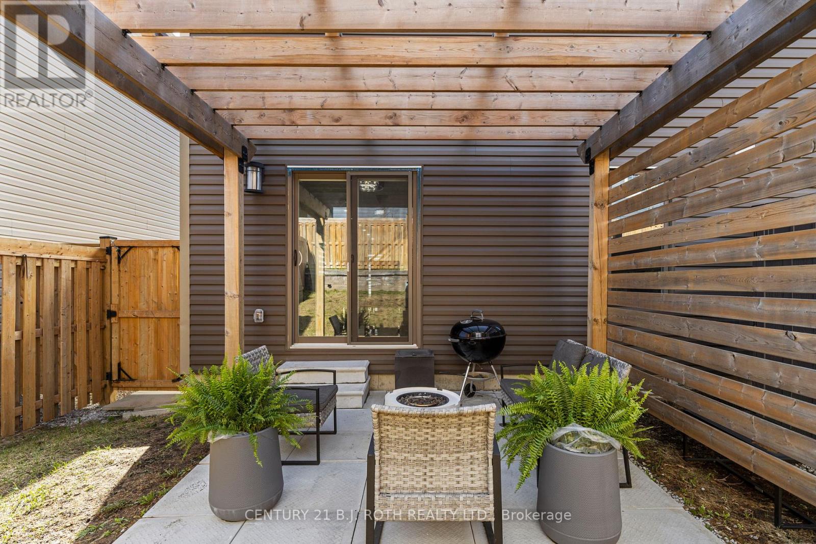 33 Brown Bear Street, Barrie, Ontario  L9J 0H7 - Photo 26 - S13035648