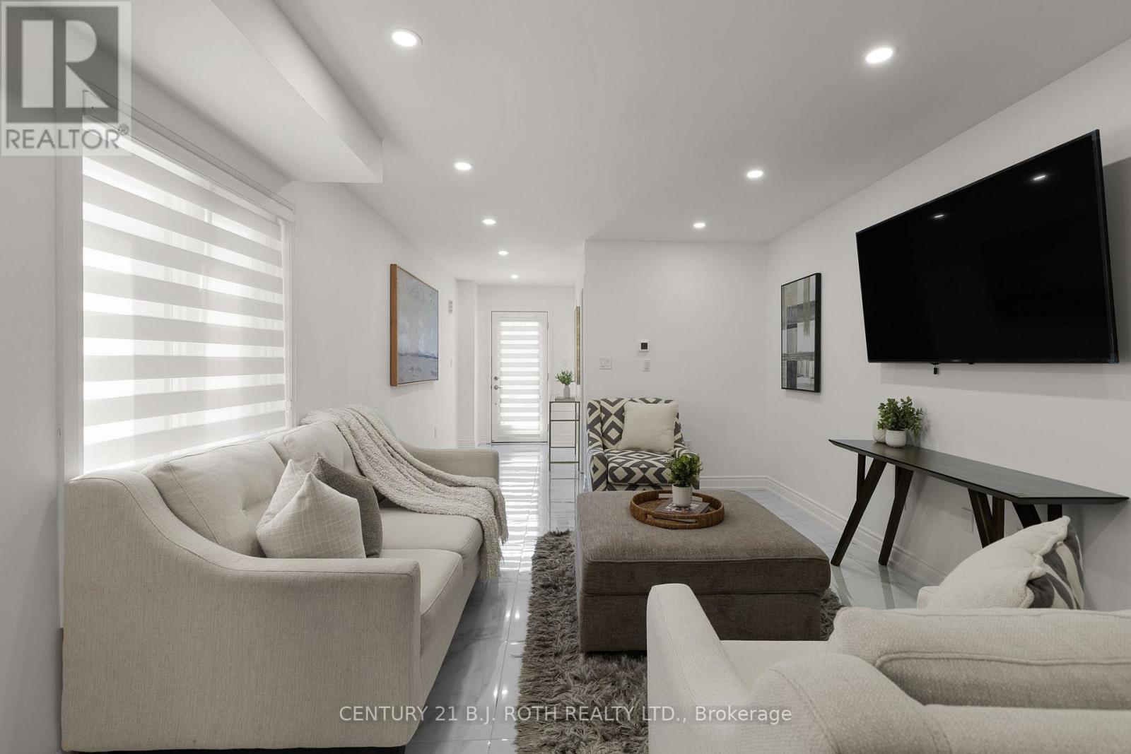 33 Brown Bear Street, Barrie, Ontario  L9J 0H7 - Photo 7 - S13035648