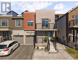 33 BROWN BEAR STREET, Barrie, Ontario