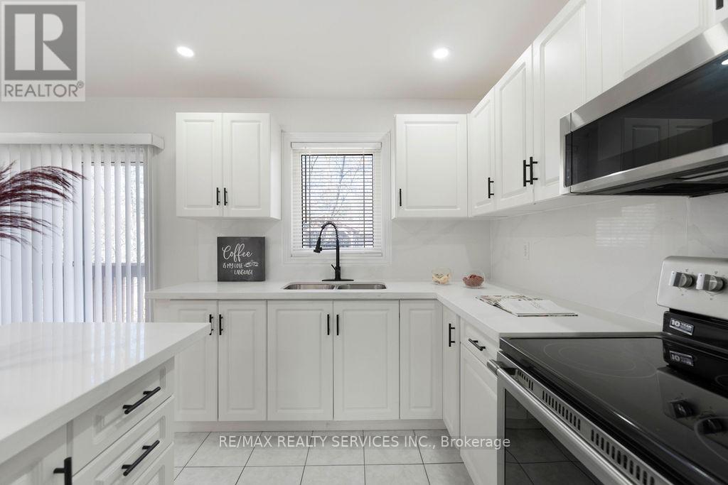 254 Old Mosley Street, Wasaga Beach, Ontario  L9Z 2H8 - Photo 26 - S13035728