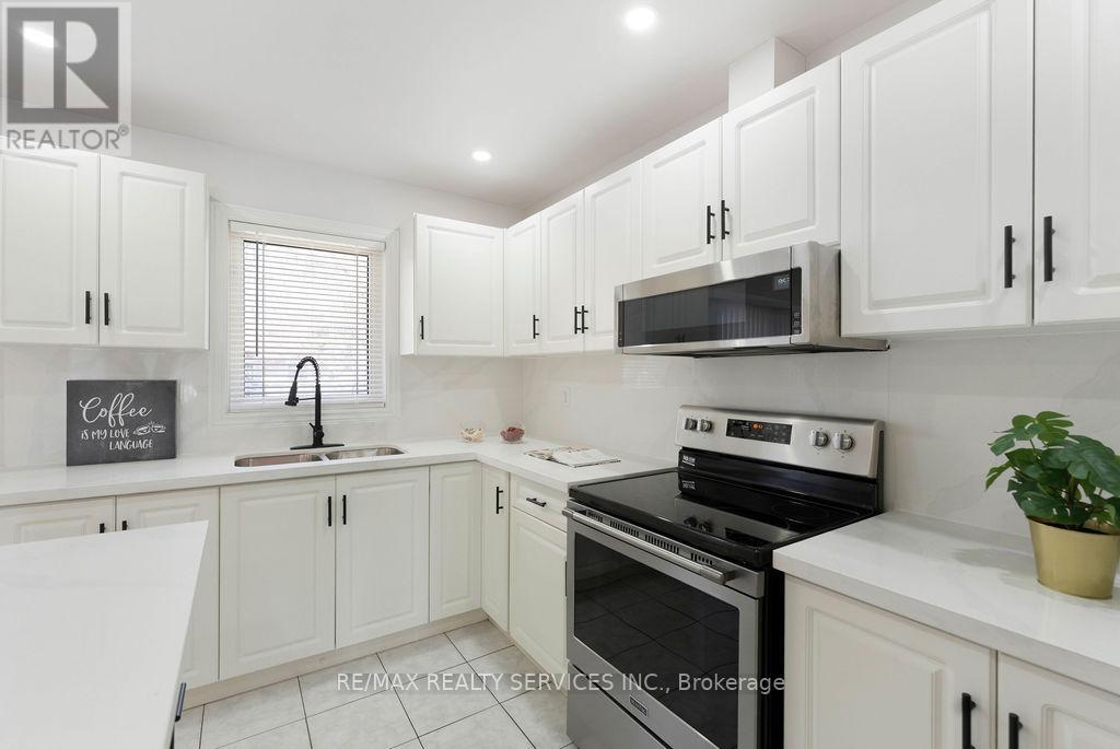 254 Old Mosley Street, Wasaga Beach, Ontario  L9Z 2H8 - Photo 29 - S13035728