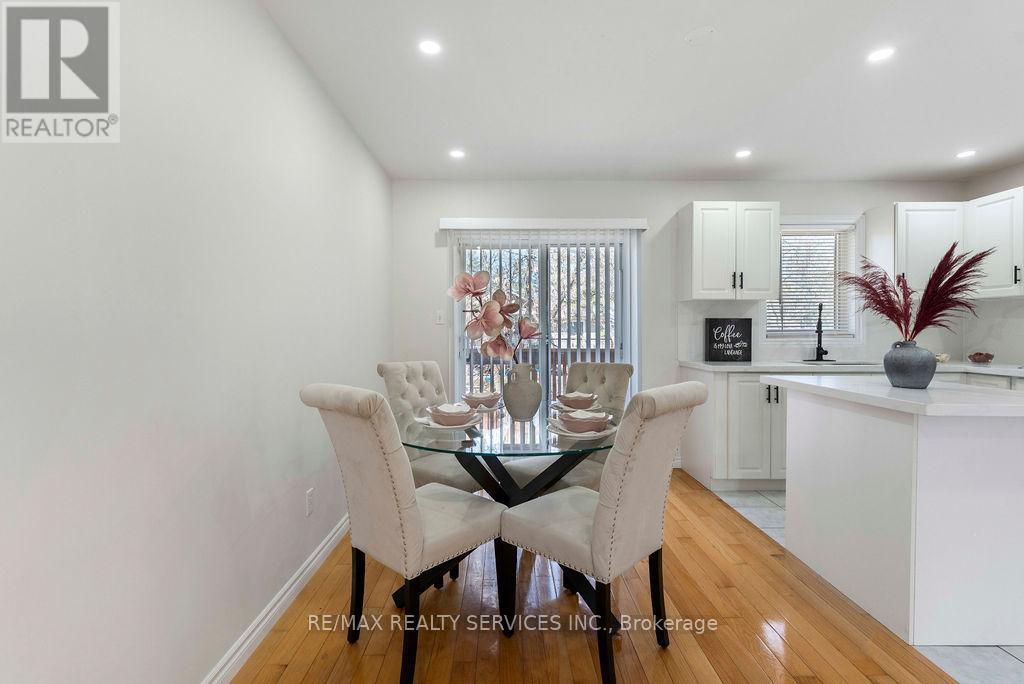 254 Old Mosley Street, Wasaga Beach, Ontario  L9Z 2H8 - Photo 30 - S13035728