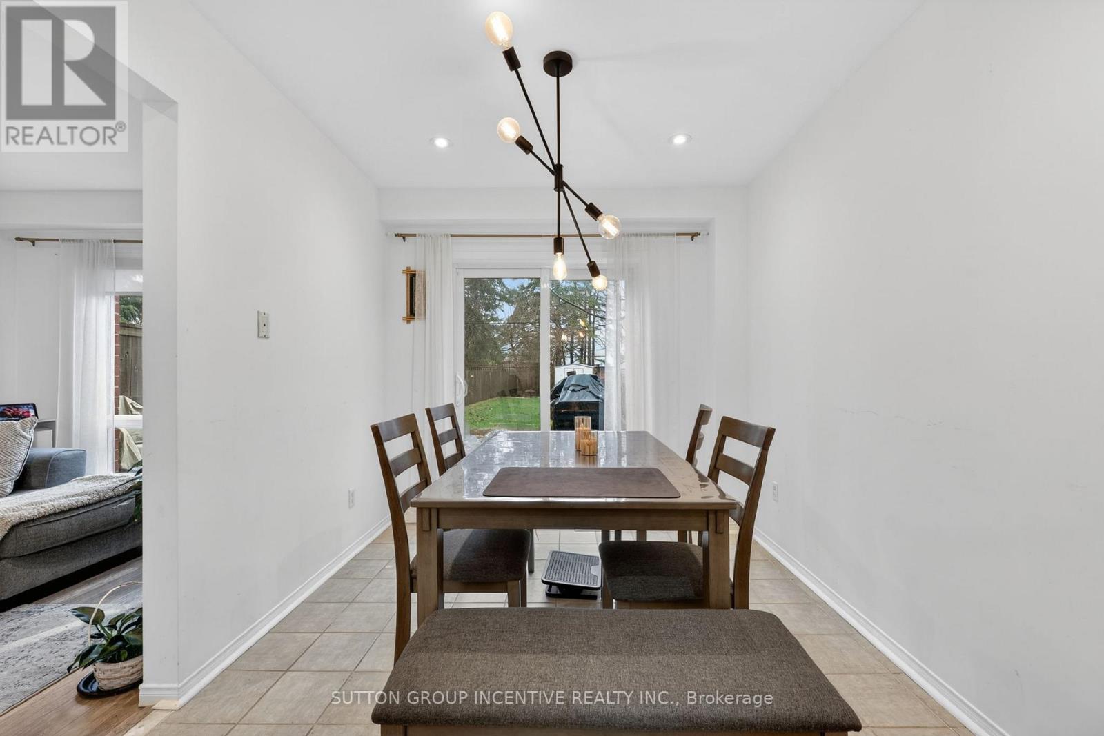 46 Bates Court, Barrie (Painswick North), Ontario  L4N 8L8 - Photo 15 - S13035738