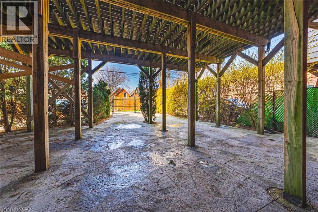 593 & 595 E King Street E, Hamilton, Ontario  L8N 1E4 - Photo 39 - 40822933