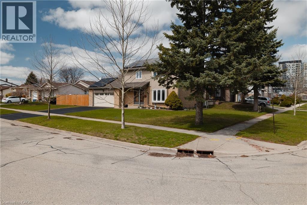 143 St Jerome Crescent, Kitchener, Ontario  N2C 2K9 - Photo 42 - 40821028