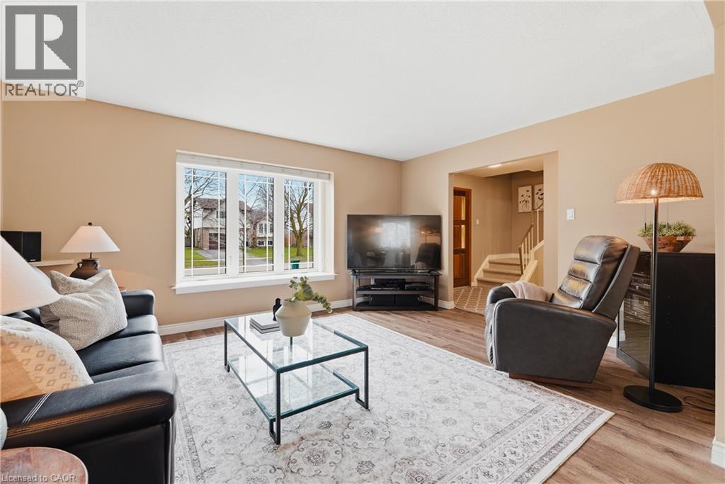 143 St Jerome Crescent, Kitchener, Ontario  N2C 2K9 - Photo 6 - 40821028