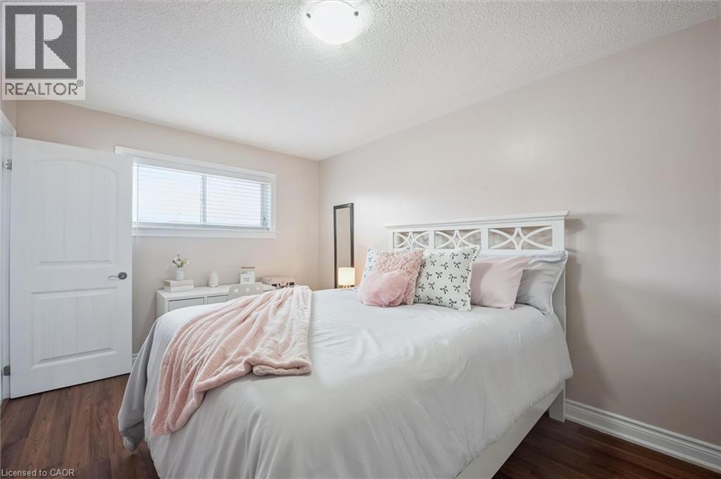 5449 Rochelle Way, Mississauga, Ontario  L5M 6N4 - Photo 17 - 40816484