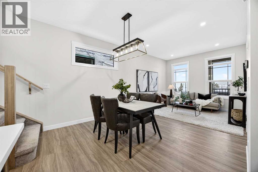 306 Alpine Boulevard, Calgary, Alberta  T2Y 0Y4 - Photo 12 - A2270684