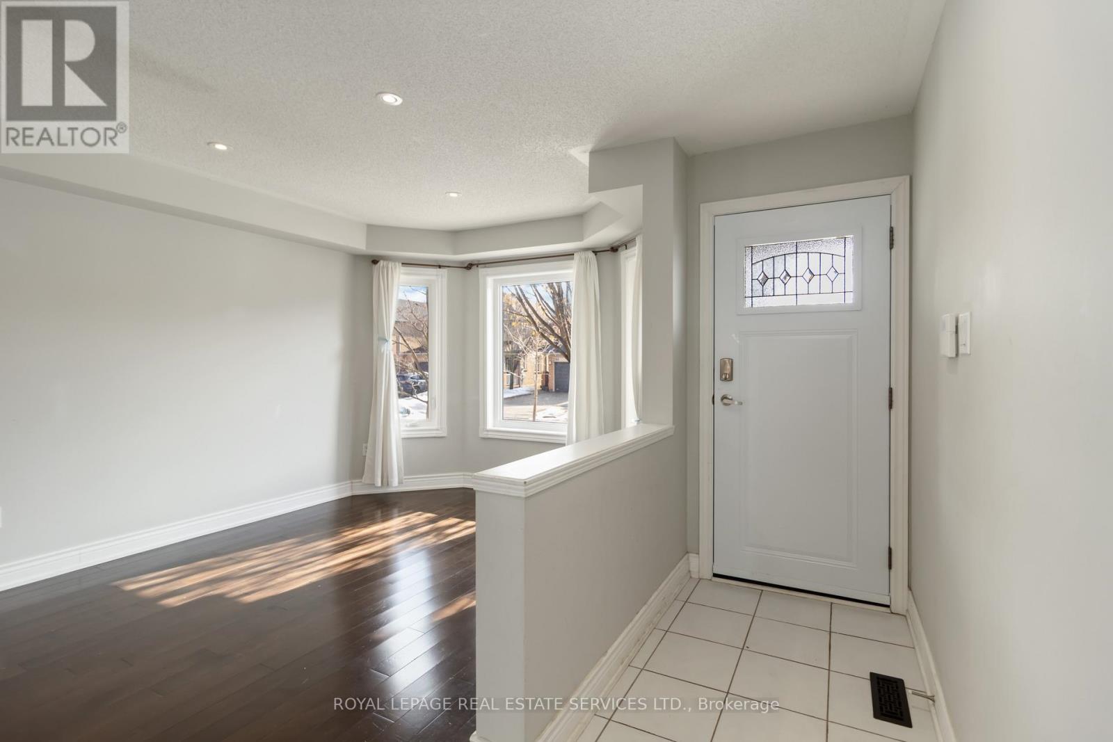 2400 Bankside Drive, Mississauga (Central Erin Mills), Ontario  L5M 6E6 - Photo 2 - W13035632