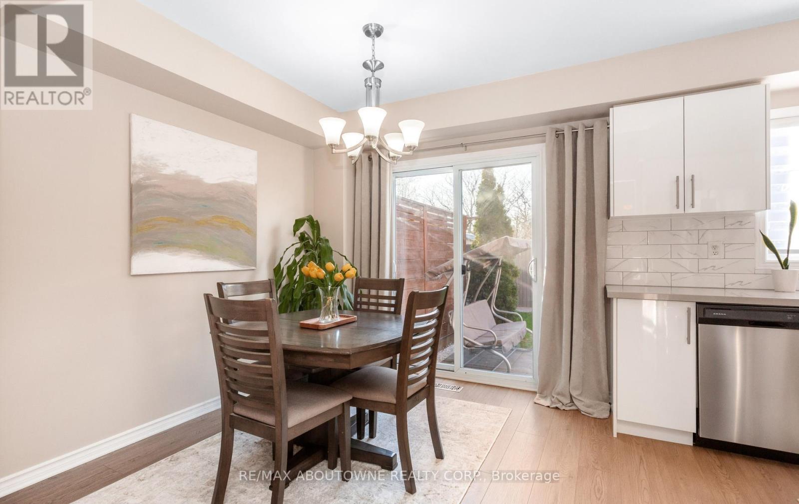 1363 Brookstar Drive, Oakville, Ontario  L6M 3W1 - Photo 14 - W13035642