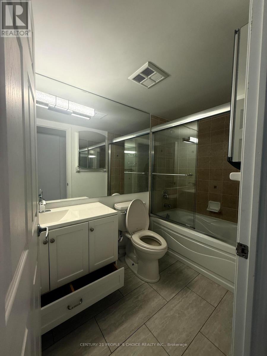 1906 - 3880 Duke Of York Boulevard, Mississauga, Ontario  L5B 4M7 - Photo 16 - W13035668