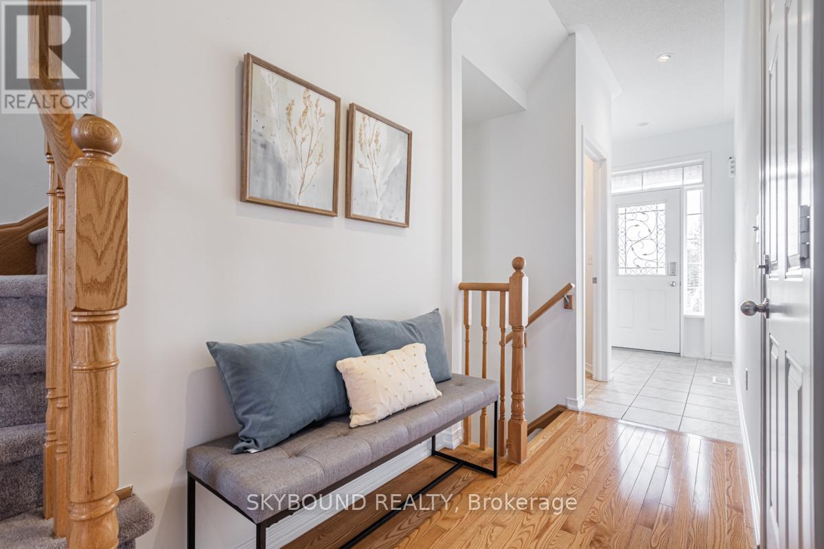 72 - 651 Farmstead Drive, Milton, Ontario  L9T 7Y8 - Photo 4 - W13035694