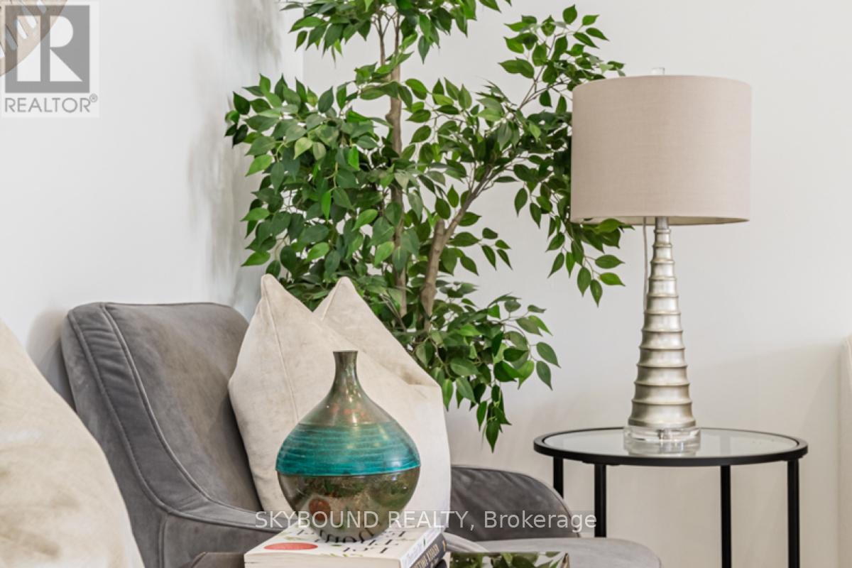 72 - 651 Farmstead Drive, Milton, Ontario  L9T 7Y8 - Photo 7 - W13035694