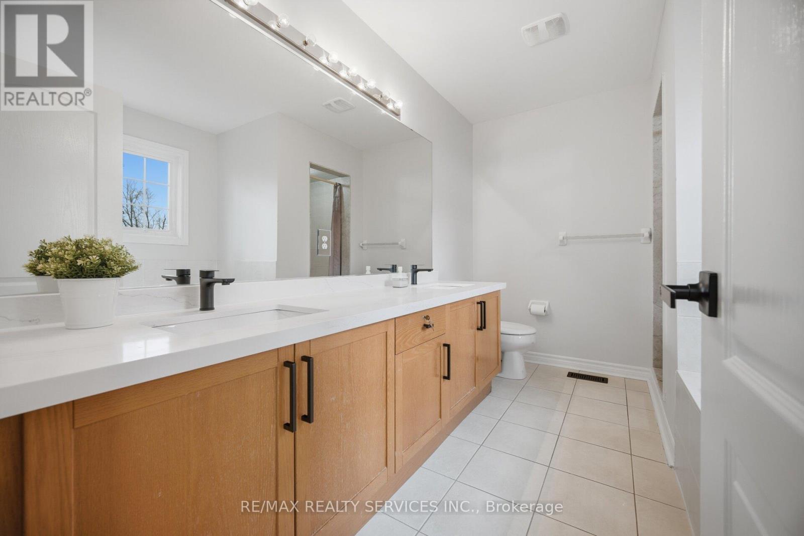 62 Sir Jacobs Crescent, Brampton, Ontario  L7A 3V2 - Photo 27 - W13035698