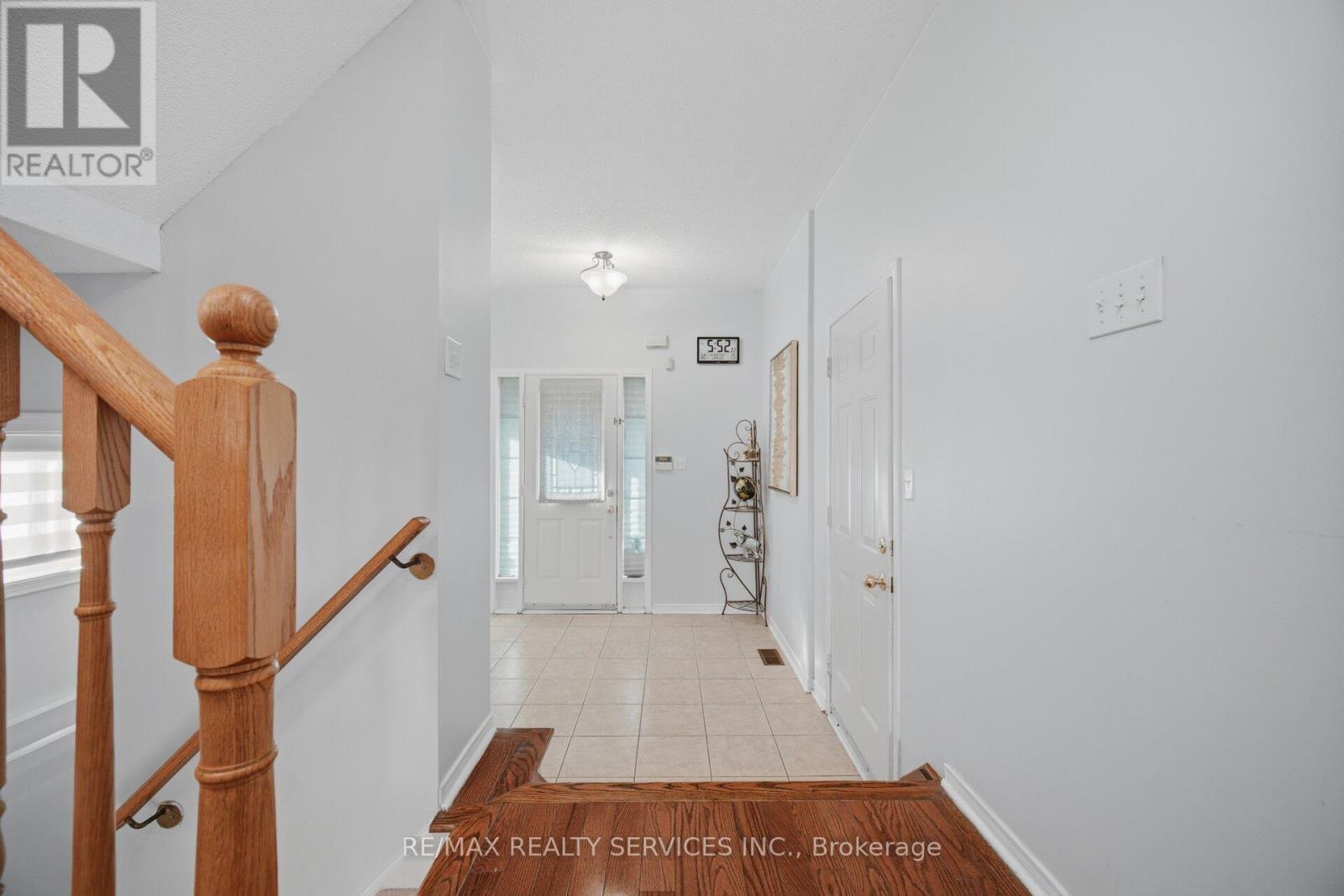 23 Ashmere Road, Brampton, Ontario  L7A 1W9 - Photo 6 - W13035770